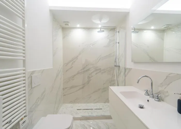 Banchi Nuovi, Modern And Cozy Apartamento